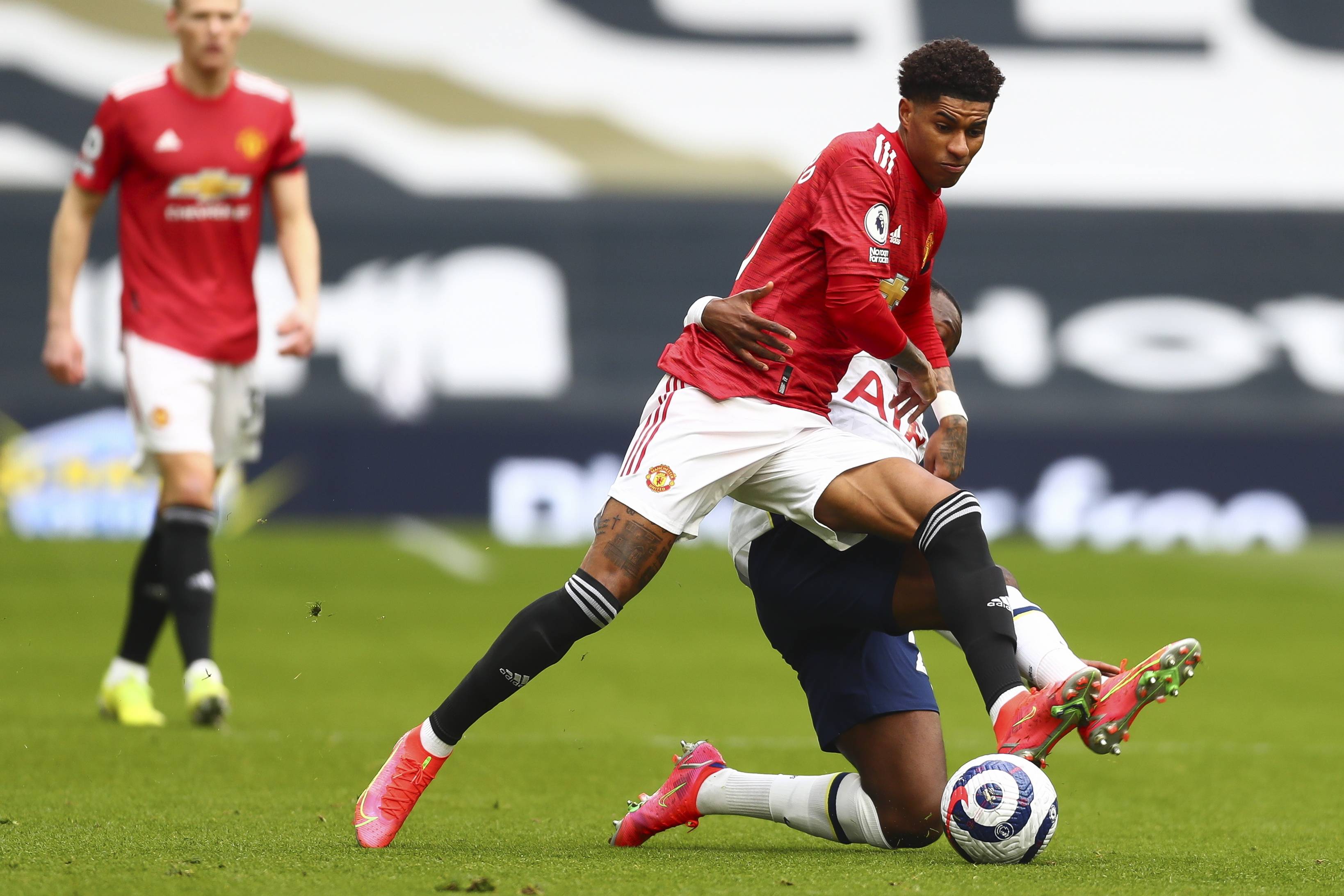 管理层和教 管理层和教